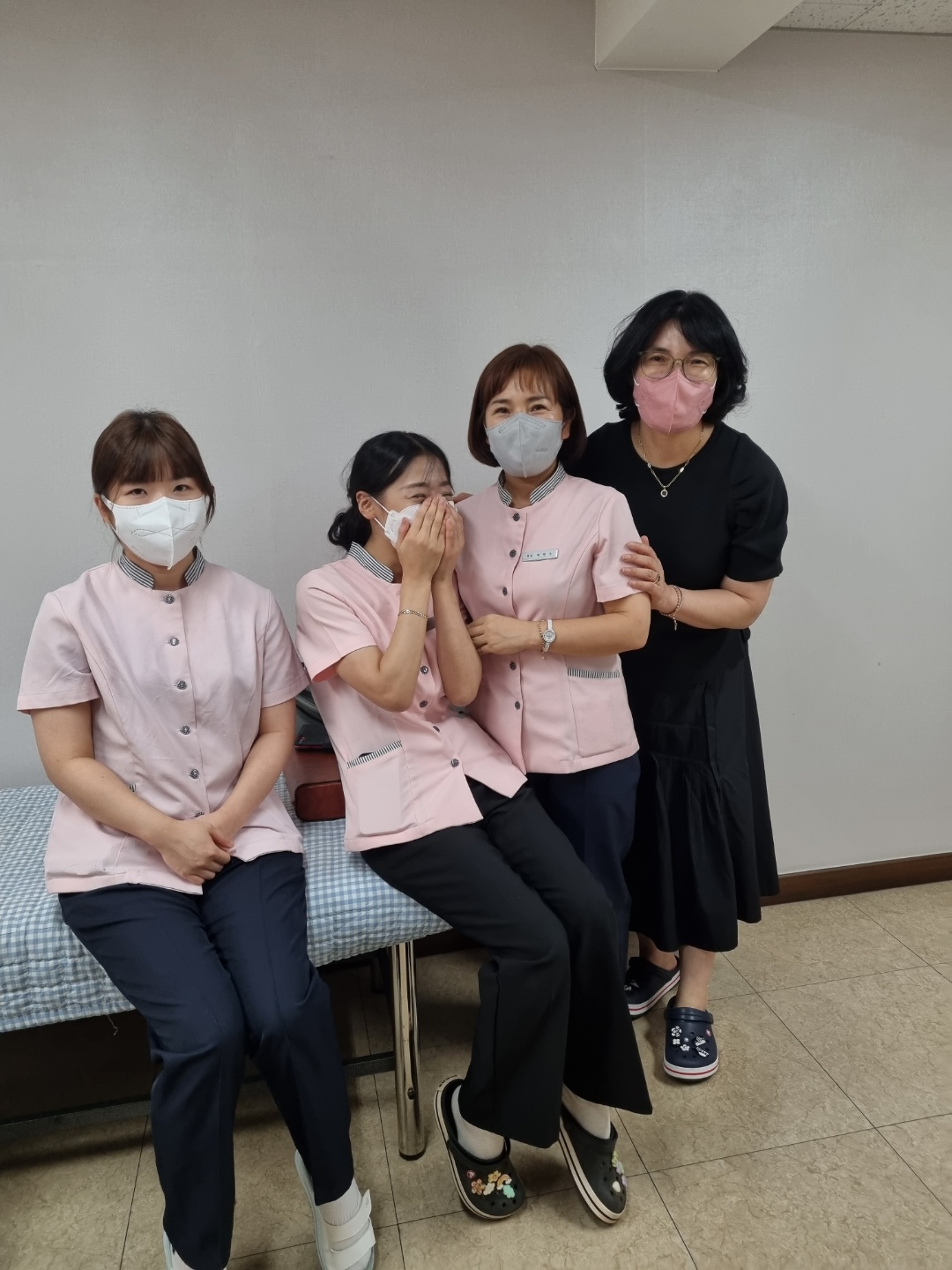 /user/j/janurse/editor/2209/4b05406b9d9765370d27aa2d2de5ad3f_1663899717_1058.jpg 이미지크게보기